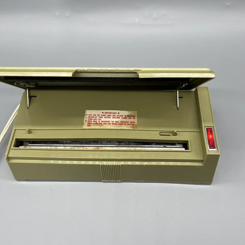 Vintage Dazey Seal a Meal Model Sam 1 E-Z Fill & 2 Boxs Boilable Cooking Pouches